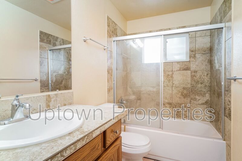 Available 2BR/1.5BATH Apartment in Beaverton! **100% OFF March's rent! property image