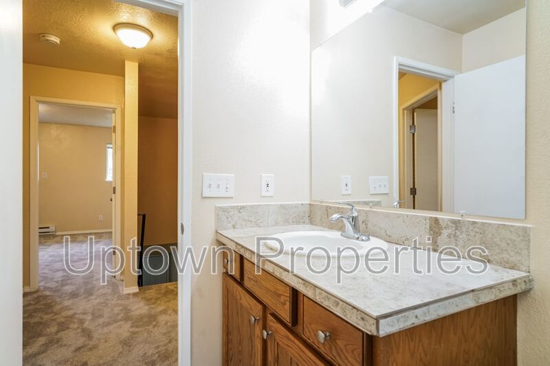Available 2BR/1.5BATH Apartment in Beaverton! **100% OFF March's rent! property image