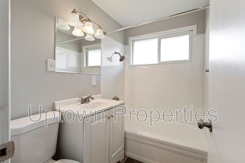 Ground Floor Single Story 2BR/1BTH in  Meadow Brook Village + W/D Included + All pets welcome! property image