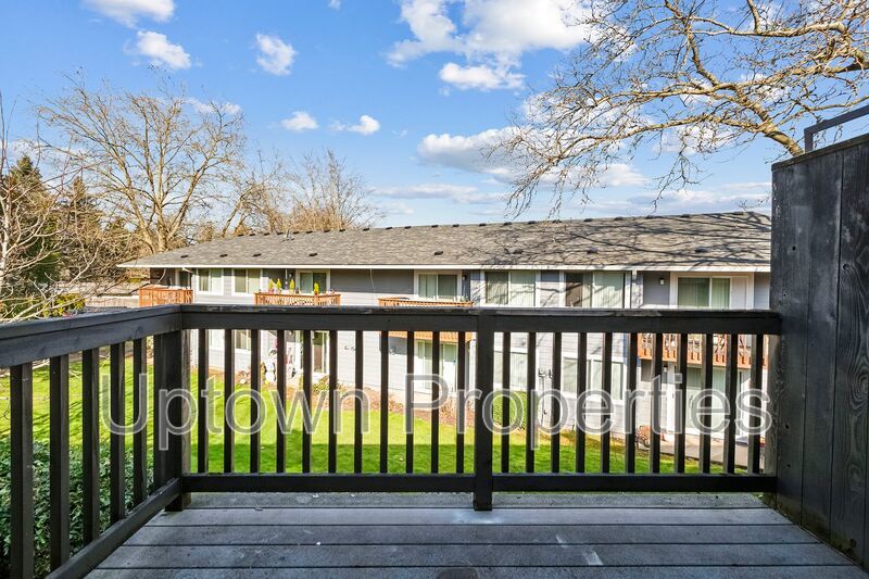 2BR/1.5Bath Apartment in Beaverton + Washer/Dryer Hookups **100% OFF March's Rent! property image