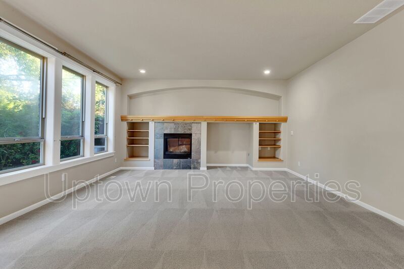 Fabulous 4BD/2.5BTH/2-Car Garage Renaissance Home in Rock Creek / Bethany area property image