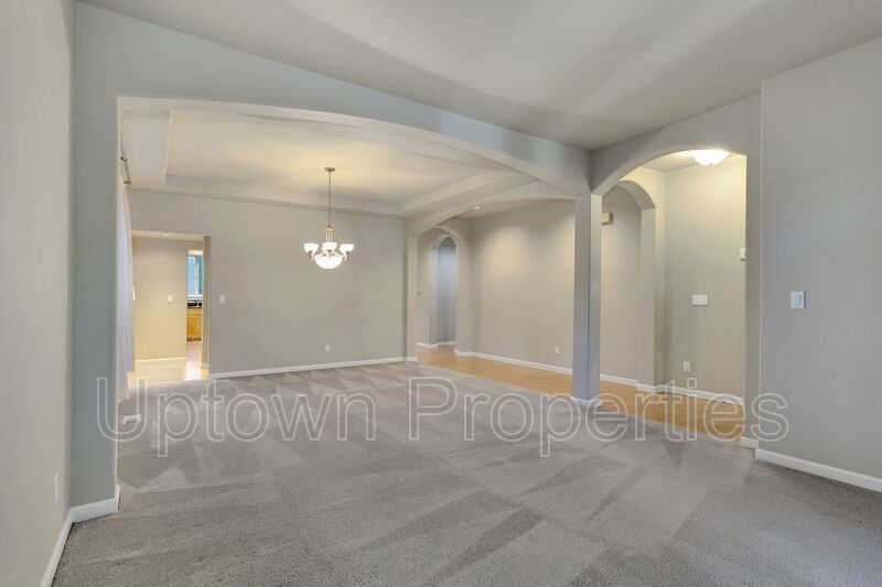 Fabulous 4BD/2.5BTH/2-Car Garage Renaissance Home in Rock Creek / Bethany area property image