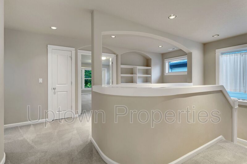 Fabulous 4BD/2.5BTH/2-Car Garage Renaissance Home in Rock Creek / Bethany area property image