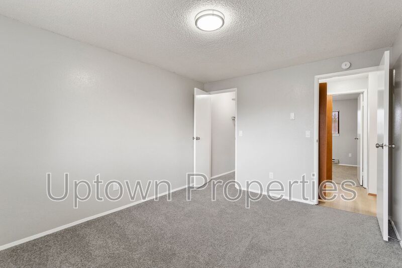 Top Floor Renovated 2BR/1.5Bath + W/D + Carport + Large Private Deck Included! property image