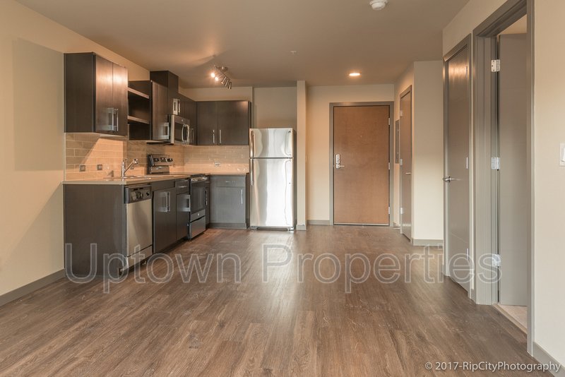Ground Floor 1 bed + Private Patio + Wood Floors + W/D + A/C property image