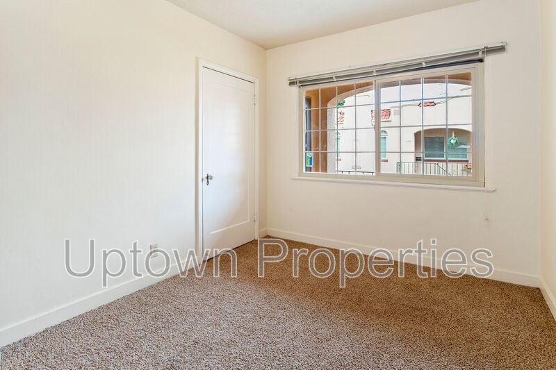 Cozy 1BD/1BTH Vintage Montavilla Charmer! property image