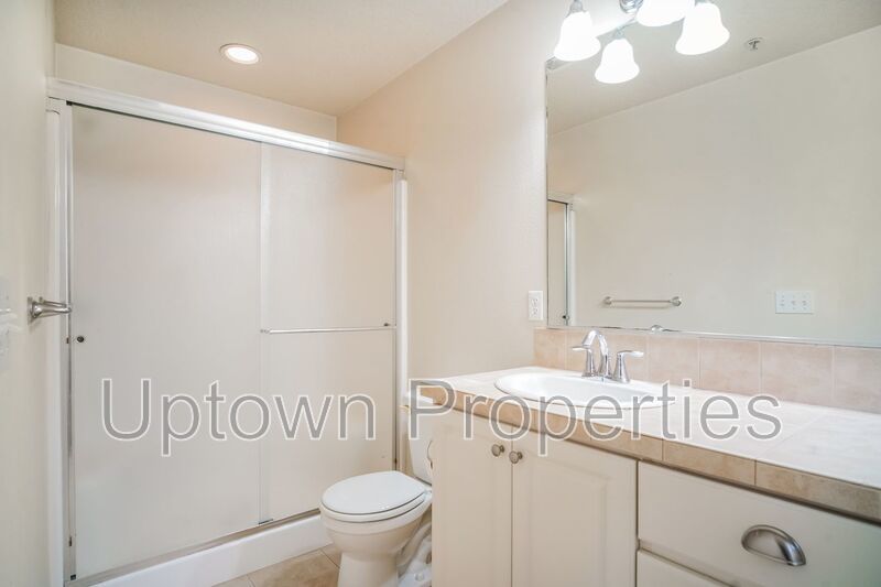 2/2.5 bth Townhome + Garage + A/C + W/D + Balcony + Pets Welcome!! property image