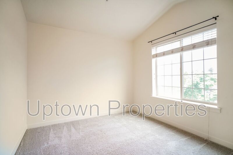 2/2.5 bth Townhome + Garage + A/C + W/D + Balcony + Pets Welcome!! property image