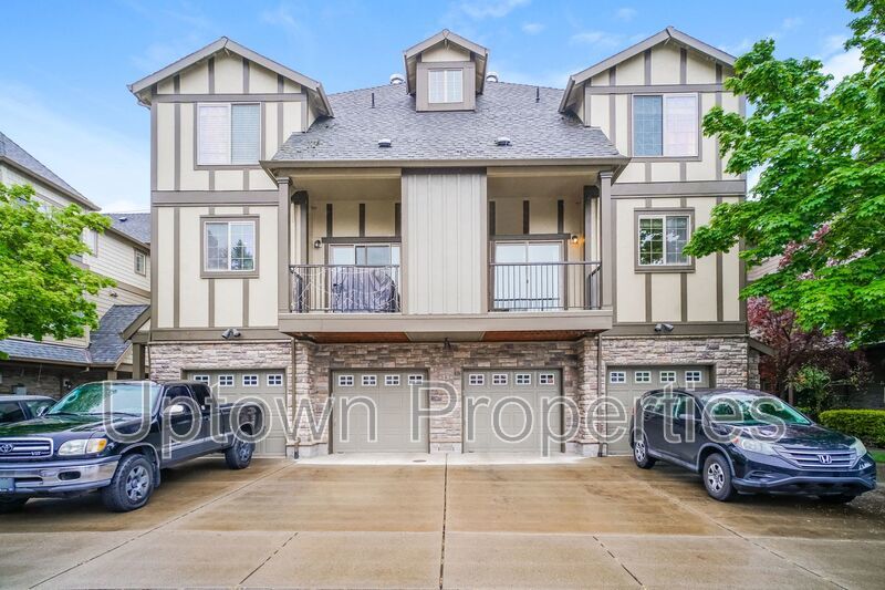 2/2.5 bth Townhome + Garage + A/C + W/D + Balcony + Pets Welcome!! property image