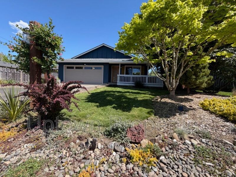 Charming Single-Level Retreat Near Multnomah Village – 3BR Home with Garage, RV Parking & Covered Outdoor Living property image