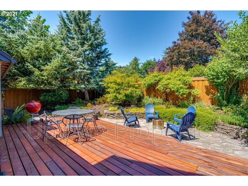 3BD| 2.5 BTH 2 Car Garage + Central Air + W/D + Fenced Yard in the Garden Home neighborhood! property image