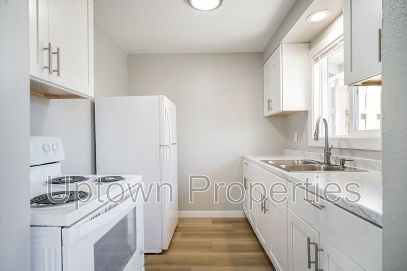 Cozy 1 BD/1 BTH Single Story  + Private Patio + Fenced Yard + W/D Hookups property image