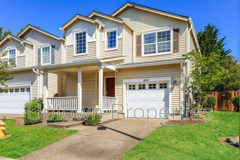 Progress Ridge 3 bed 2.5 bath + 1 -Car Garage + A/C + Fenced Yard property image