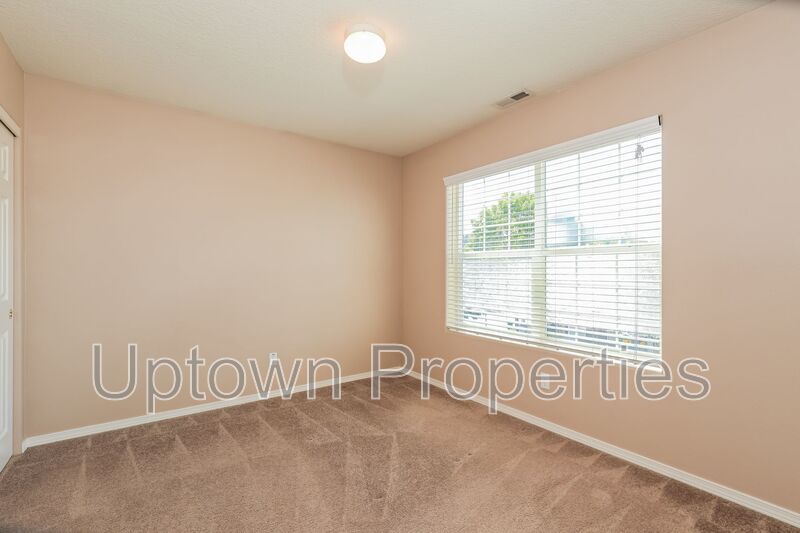 Progress Ridge 3 bed 2.5 bath + 1 -Car Garage + A/C + Fenced Yard property image