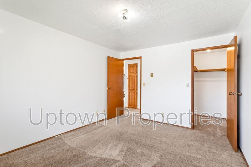 Charming Vintage 2BR/1.5Bath + W/D Hookups! + $500 off rent + $500 deposit + application fee waived property image