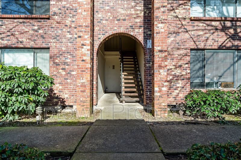 Charming Vintage 2BR/1.5Bath + W/D Hookups + Reduced Security Deposit property image