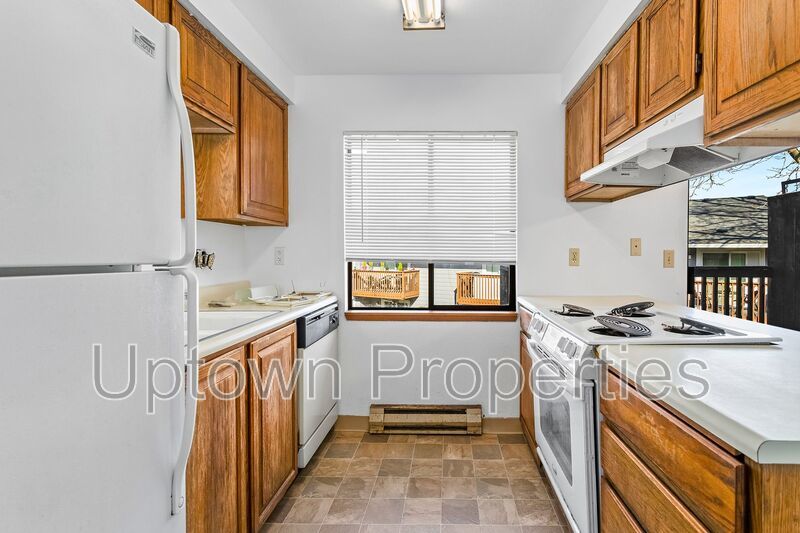 Charming Vintage 2BR/1.5Bath + W/D Hookups + Reduced Security Deposit property image