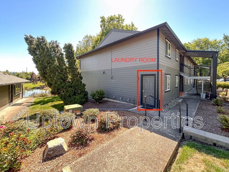 1BD 1BA Single Level Condo + Fireplace + 1 Car Garage + Fitness Center + Tennis Courts + Community Pool property image