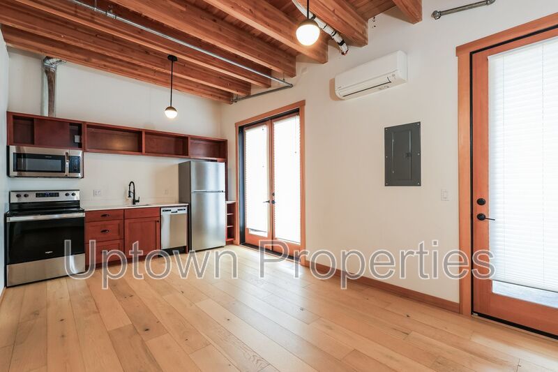 1BD/1BTH + Sunken Living Room + W/D + A/C property image