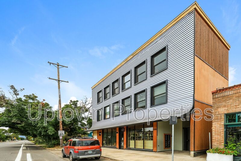 1BD/1BTH Modern and Open Floorplan in North Portland property image