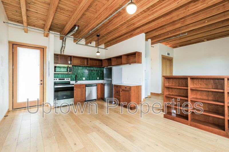 1BD/1BTH + Sunken Living Room + W/D + A/C property image