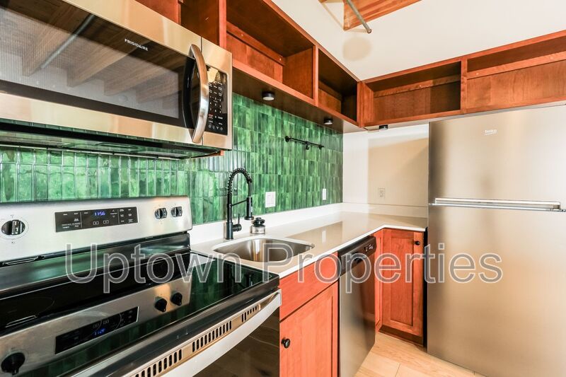 1BD/1BTH + Sunken Living Room + W/D + A/C property image