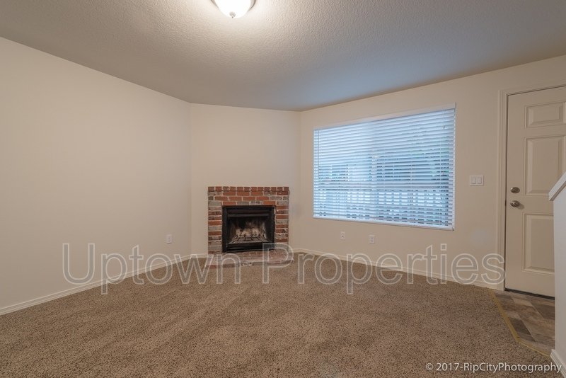 2 Bed 1 Bath Townhome Back Corner Unit + W/D Included + Huge Balcony + Parking Included! property image