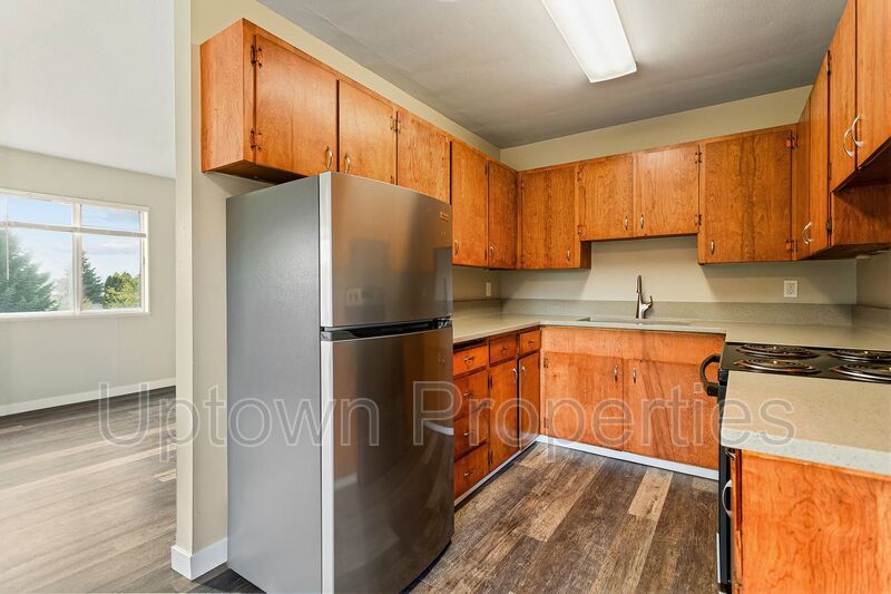 Renovated 2BD near Powell Park! property image