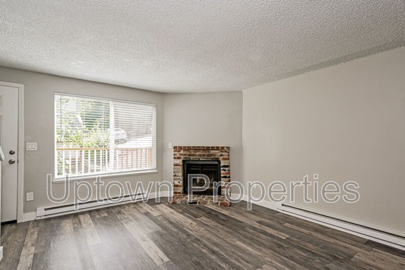 2BD/1BA Townhome + Washer/Dryer In Unit + Parking Included! + Huge Balcony + Newly Renovated property image