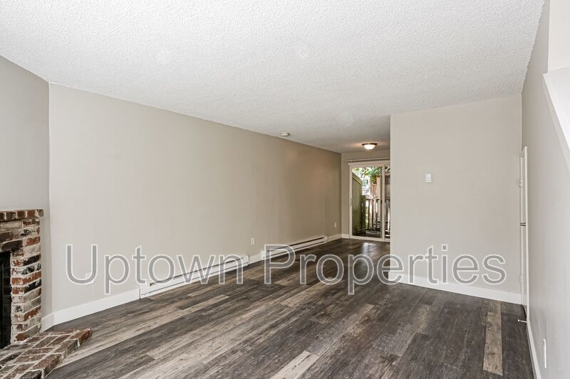 2BD/1BA Townhome + Washer/Dryer In Unit + Parking Included! + Huge Balcony + Newly Renovated property image