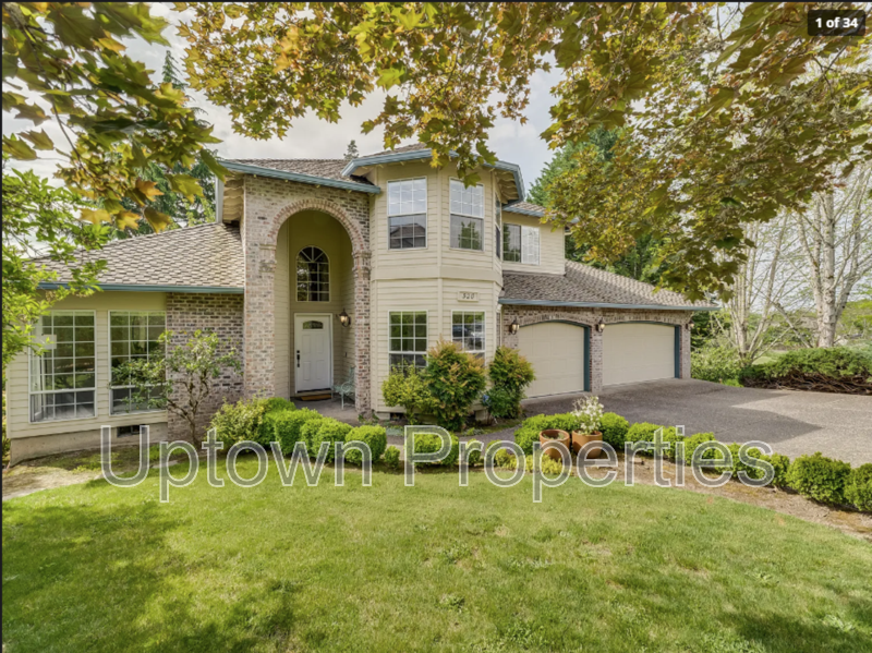 Elmonica Luxury! 4BD/3BTH w/ 3-Car Garage + A/C + Oversized Backyard + Pets Welcome! property image