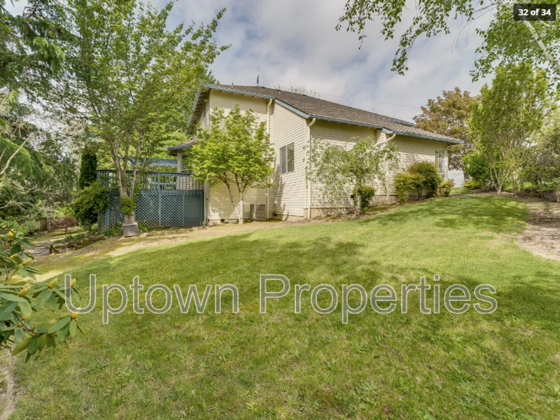 Elmonica Luxury! 4BD/3BTH w/ 3-Car Garage + A/C + Oversized Backyard + Pets Welcome! property image