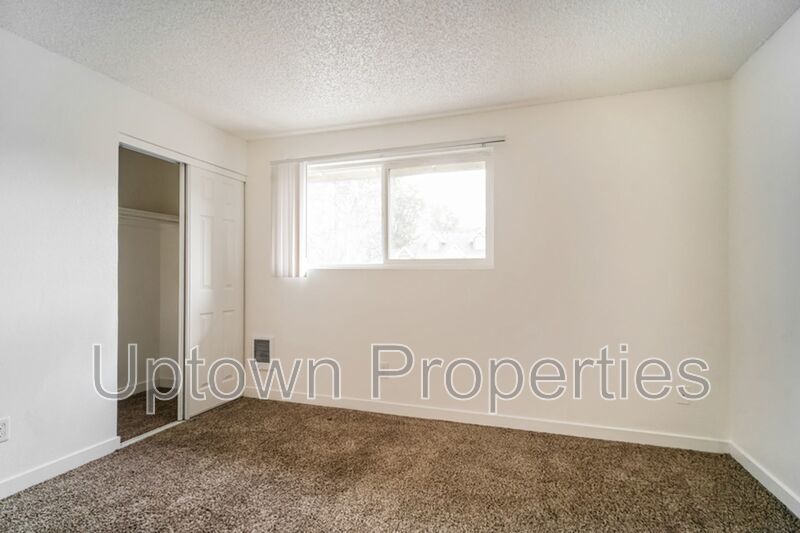 2BR/1BTH Townhouse + Private Patio + Laundry On Site + $500 REDUCED DEPOSIT + $500 OFF RENT!! property image