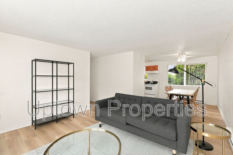 FURNISHED 3 bed 1 bath + Short Term Options Available + Laundry Onsite property image