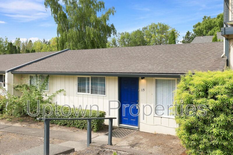 FURNISHED 3 bed 1 bath + Short Term Options Available + Laundry Onsite property image