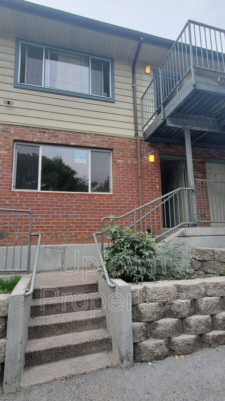Renovated 2 bed 1 bath + Wood Floors + Assigned Parking! property image