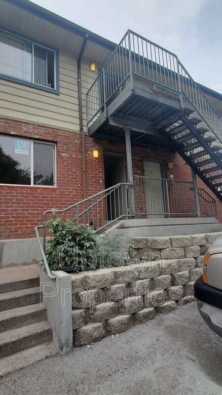 Renovated 2 bed 1 bath + Wood Floors + Assigned Parking! property image