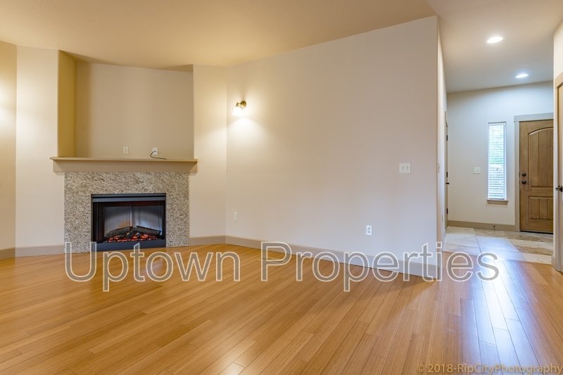 3 bed 2.5 bath + 2 Car Garage Townhome + A/C + Deck +Minutes from Orenco and Intel! property image