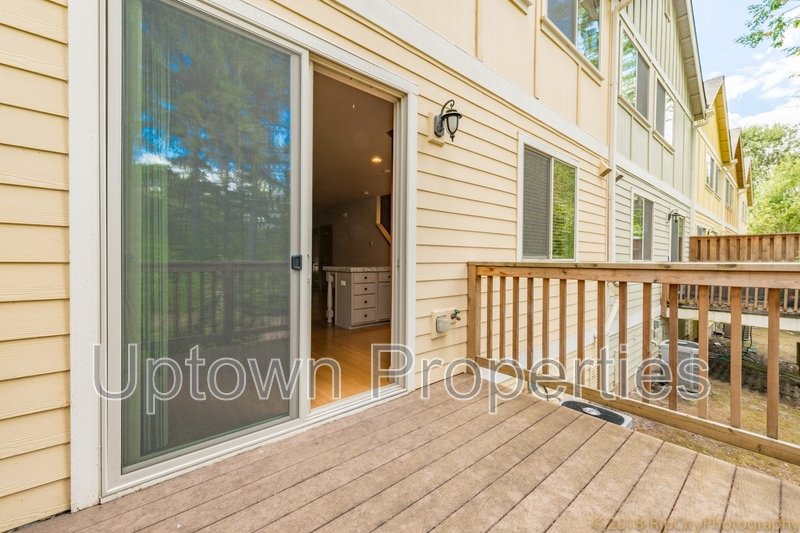 3 bed 2.5 bath + 2 Car Garage Townhome + A/C + Deck +Minutes from Orenco and Intel! property image