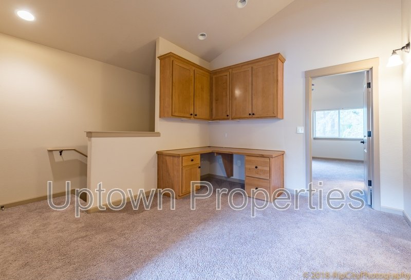 3 bed 2.5 bath + 2 Car Garage Townhome + A/C + Deck +Minutes from Orenco and Intel! property image