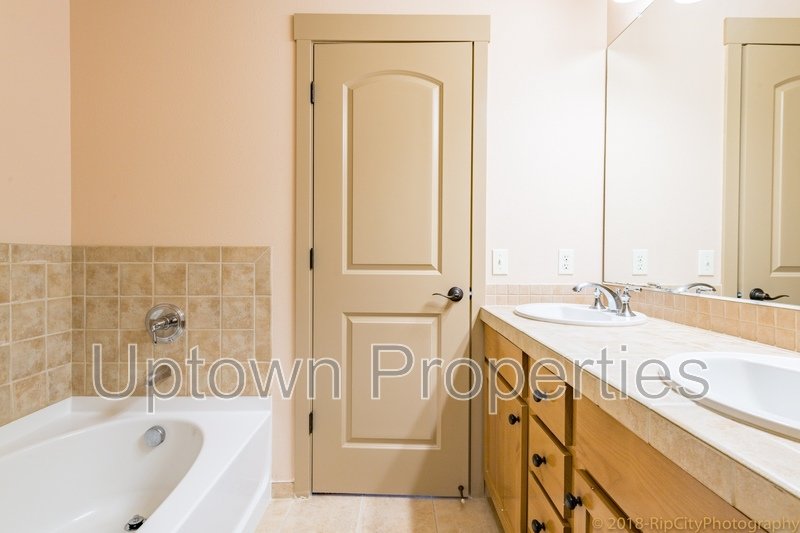 3 bed 2.5 bath + 2 Car Garage Townhome + A/C + Deck +Minutes from Orenco and Intel! property image