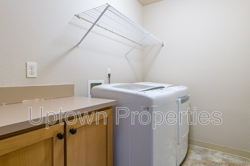 3 bed 2.5 bath + 2 Car Garage Townhome + A/C + Deck +Minutes from Orenco and Intel! property image