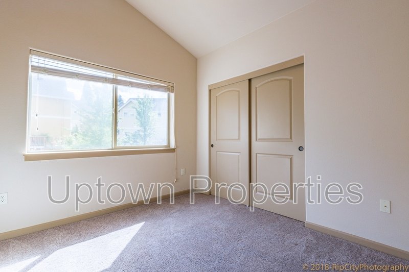 3 bed 2.5 bath + 2 Car Garage Townhome + A/C + Deck +Minutes from Orenco and Intel! property image