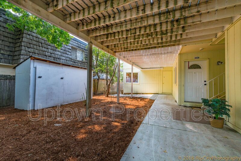 Spacious Central Beaverton Ground Floor 2/1 + W/D Included + Carport + Private Fenced Backyard + Pets Welcome!! property image