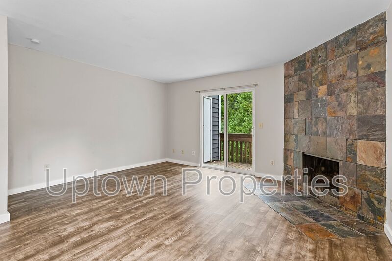 Vista Hills Creekside End Unit 2 Bed/1.5 Bath Townhome + W/D Included + Wood Flooring + Private Deck + Pets Welcome!! property image