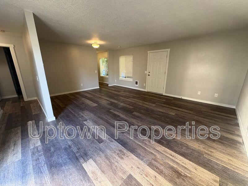 Spacious Central Beaverton Ground Floor 2/1 + W/D Included + Carport + Private Fenced Backyard + Pets Welcome!! property image