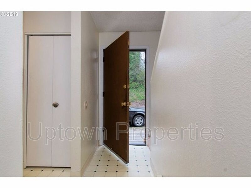 Vista Hills Creekside 2 Bed/1.5 Bath Townhome + W/D Included + Private Deck + Pets Welcome!! property image