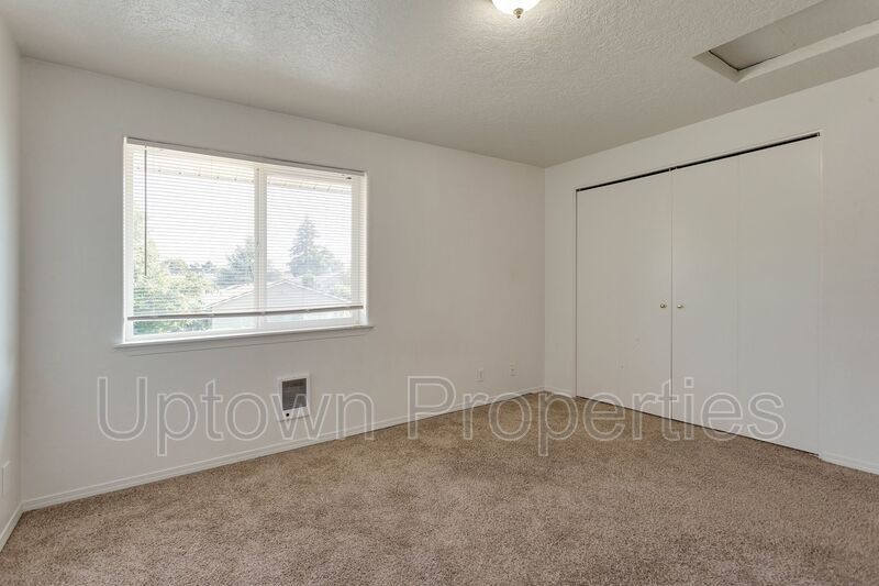2Bd/1.5Bth with W/D In Unit and Parking Included! property image