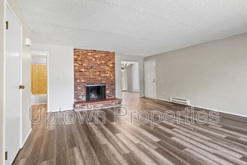 Updated Top Floor 2BR/1.5Bath + W/D Hookups property image