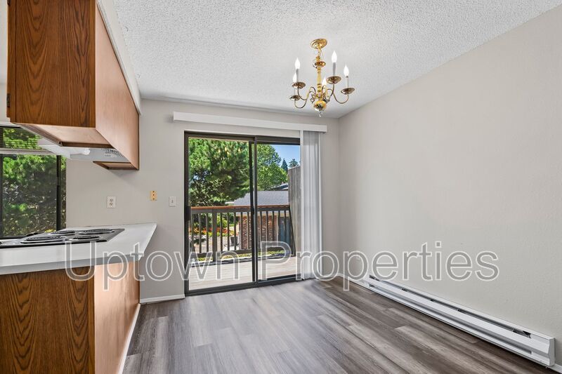 Updated Top Floor 2BR/1.5Bath + W/D Hookups property image